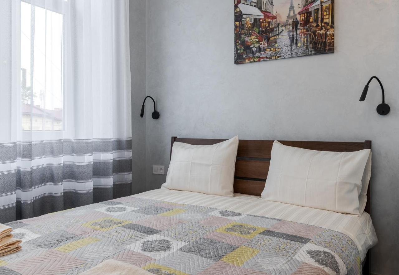 Golden Violin ! Apartments Lviv S Экстерьер фото